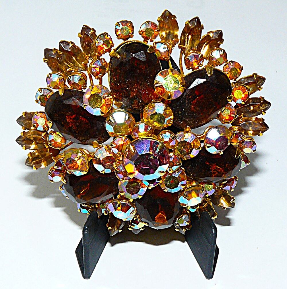 Vtg Gold Tone Aurora Borealis Rhinestone Brooch Pin 3" D&E Juliana Style MCM
